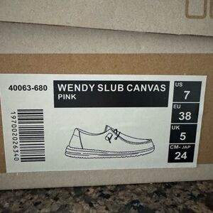 New Hey Dude! Size 7 Pink